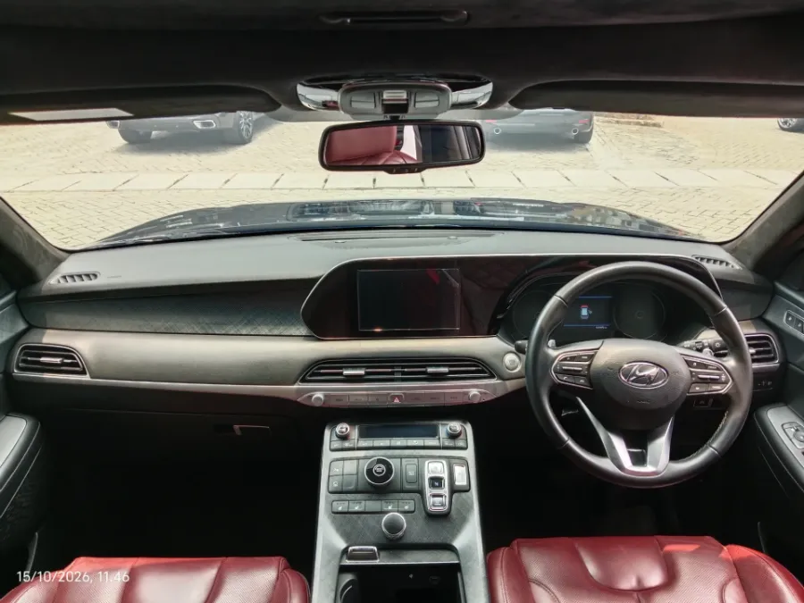 Foto Mobil Bekas Dashboard Hyundai Palisade 2.2 tahun 2022