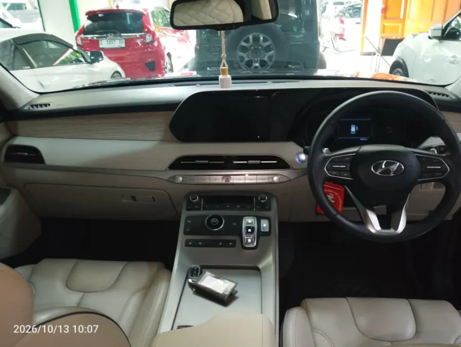 Foto Mobil Bekas Dashboard Hyundai Palisade 2.2 tahun 2022