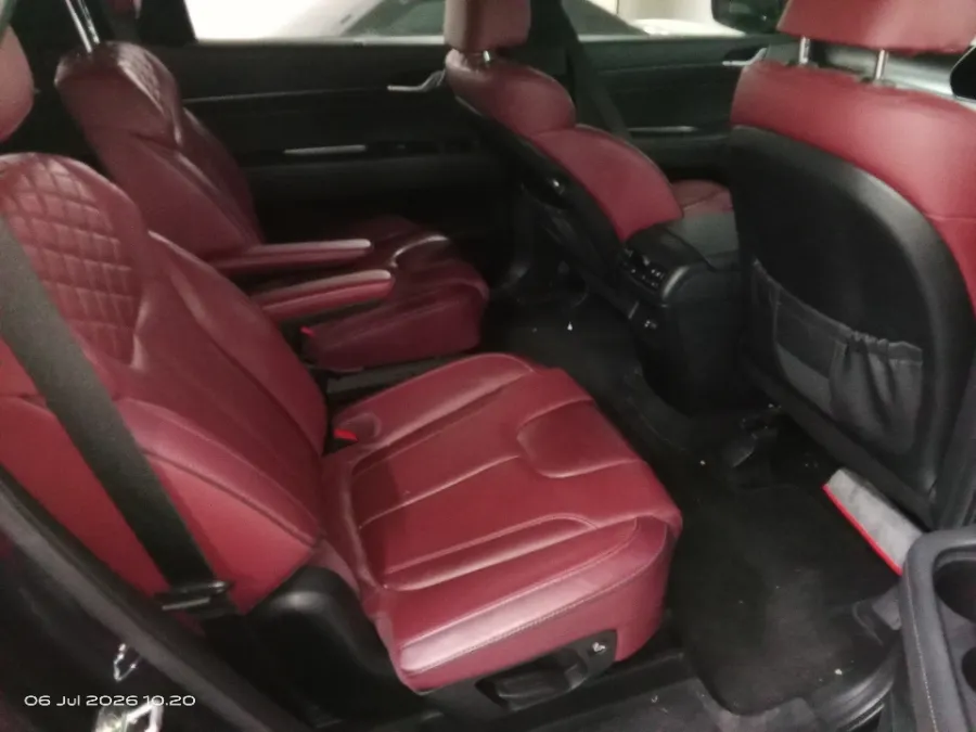 Foto Mobil Bekas Kabin Belakang Hyundai Palisade 2.2 tahun 2022