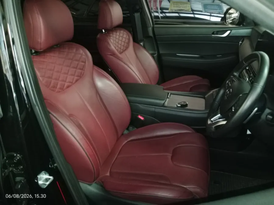 Foto Mobil Bekas Kabin Depan Hyundai Palisade 2.2 tahun 2022