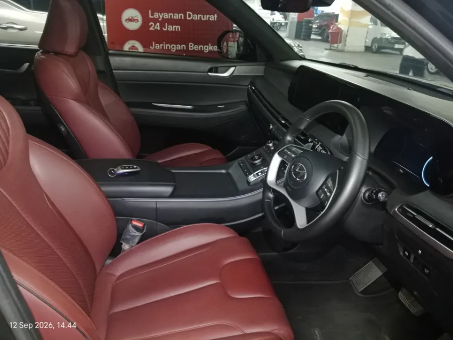 Foto Mobil Bekas Kabin Depan Hyundai Palisade 2.2 tahun 2022