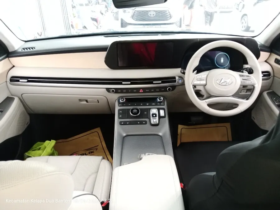 Foto Mobil Bekas Dashboard Hyundai Palisade 2.2 tahun 2023