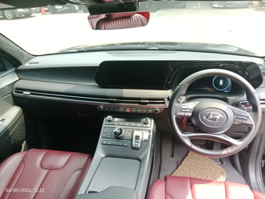 Foto Mobil Bekas Dashboard Hyundai Palisade 2.2 tahun 2023