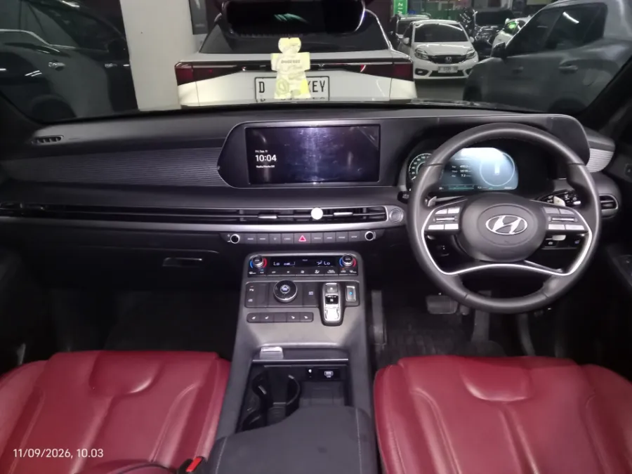 Foto Mobil Bekas Dashboard Hyundai Palisade 2.2 tahun 2023