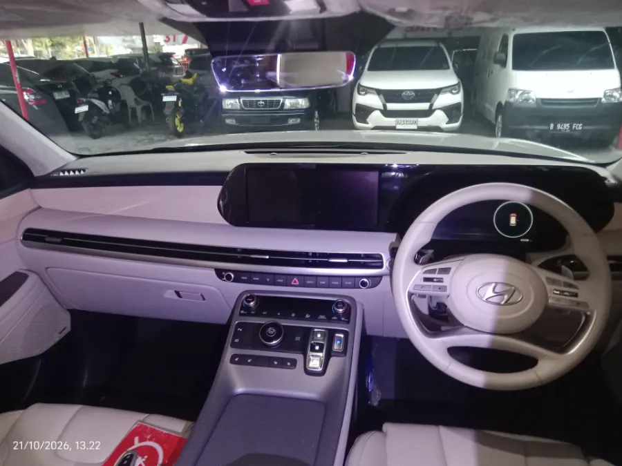 Foto Mobil Bekas Dashboard Hyundai Palisade 2.2 tahun 2023