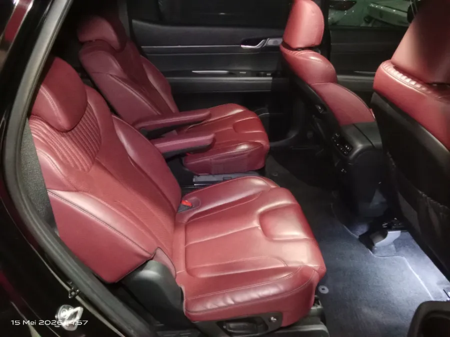 Foto Mobil Bekas Kabin Belakang Hyundai Palisade 2.2 tahun 2023