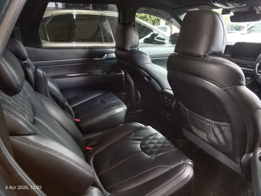 Foto Mobil Bekas Kabin Belakang Hyundai Palisade 2.2 tahun 2023