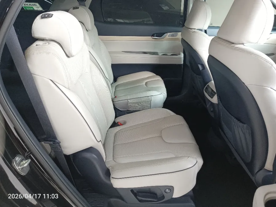 Foto Mobil Bekas Kabin Belakang Hyundai Palisade 2.2 tahun 2023