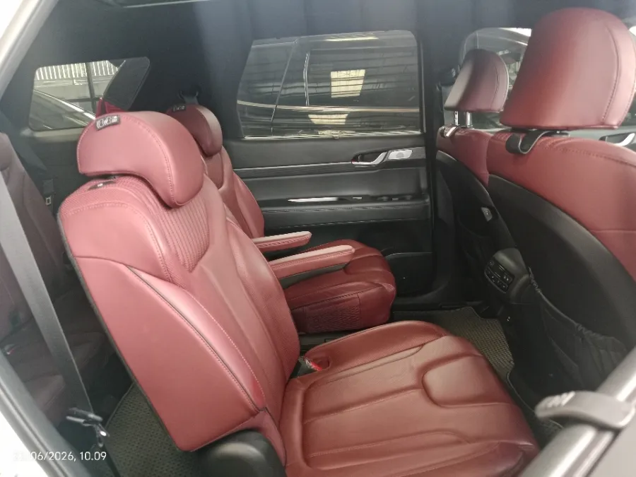 Foto Mobil Bekas Kabin Belakang Hyundai Palisade 2.2 tahun 2023