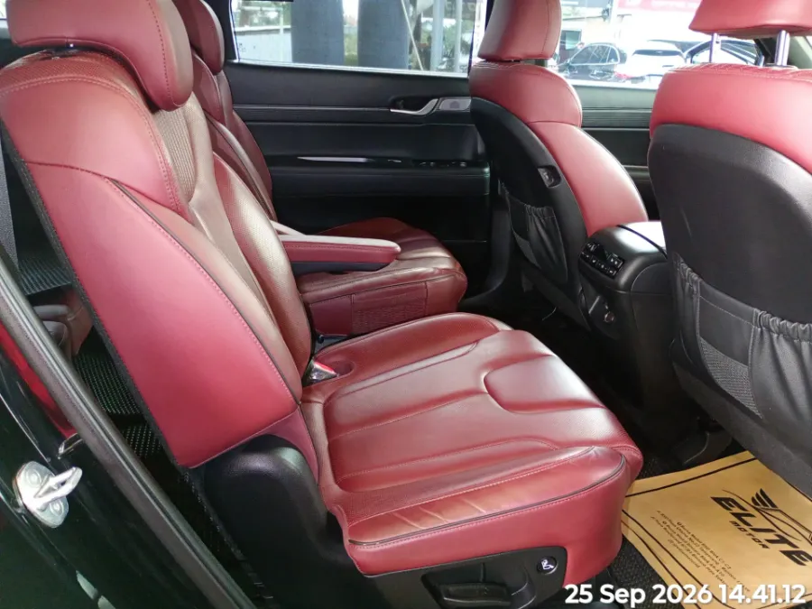 Foto Mobil Bekas Kabin Belakang Hyundai Palisade 2.2 tahun 2023