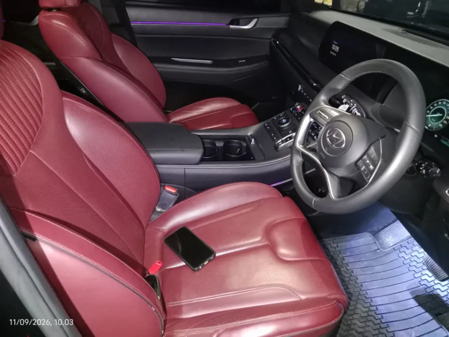 Foto Mobil Bekas Kabin Depan Hyundai Palisade 2.2 tahun 2023