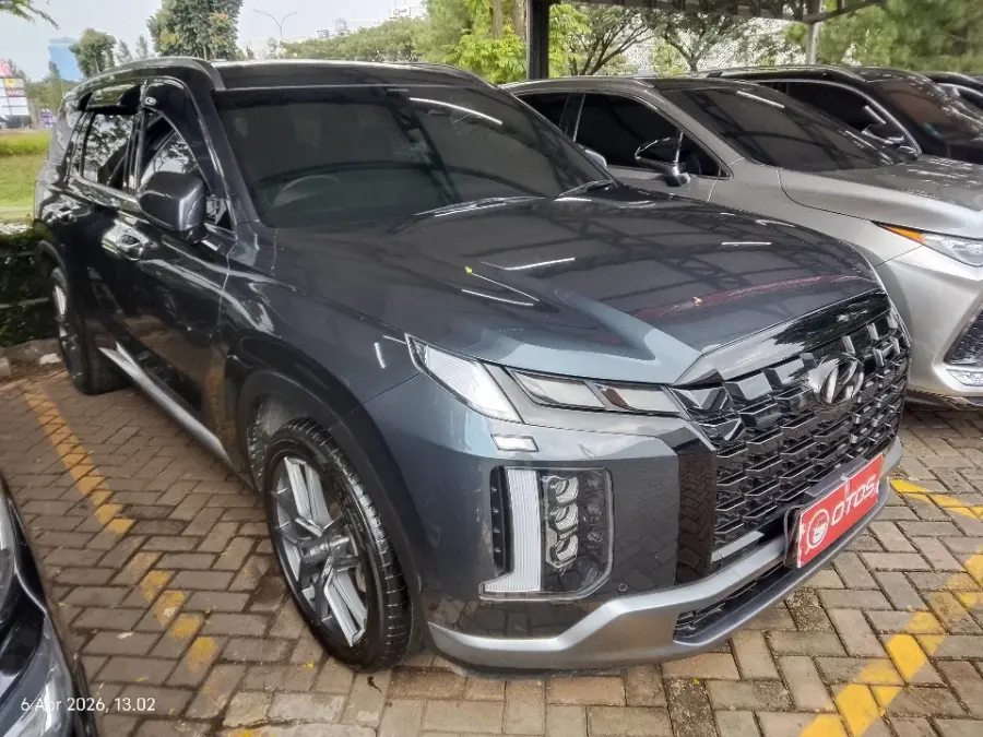 Foto Mobil Bekas Kanan Depan Hyundai Palisade 2.2 tahun 2023