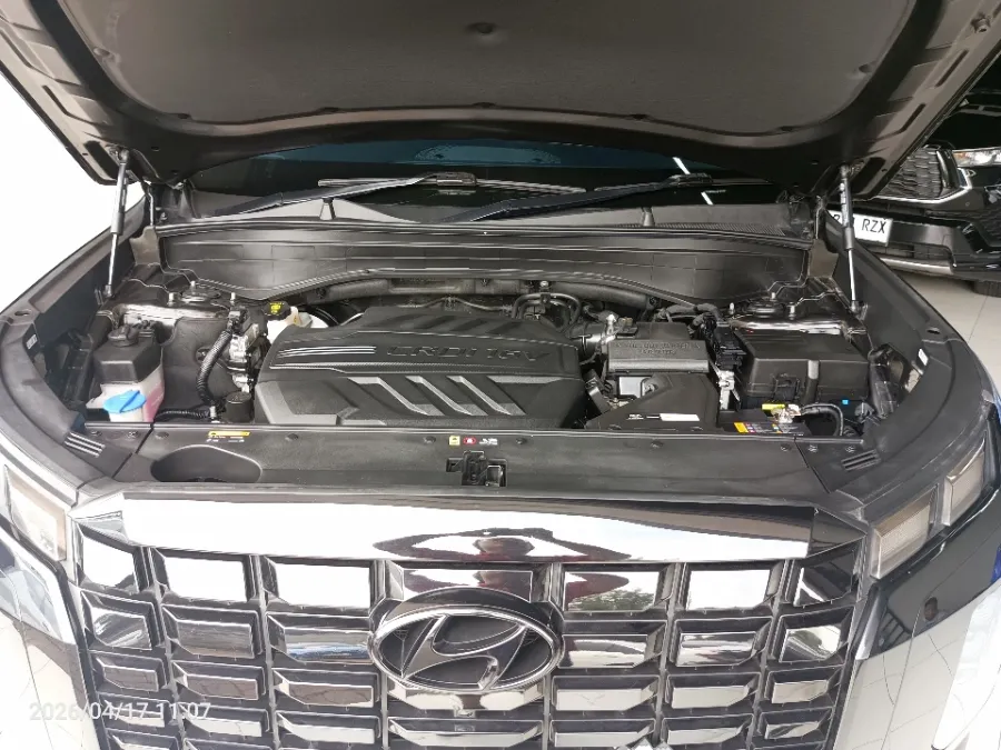 Foto Mobil Bekas Mesin Hyundai Palisade 2.2 tahun 2023