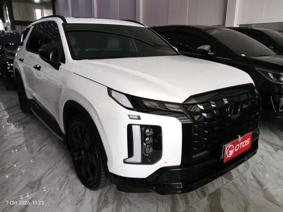 Foto Mobil Bekas Kanan Depan Hyundai Palisade 2.2 tahun 2024