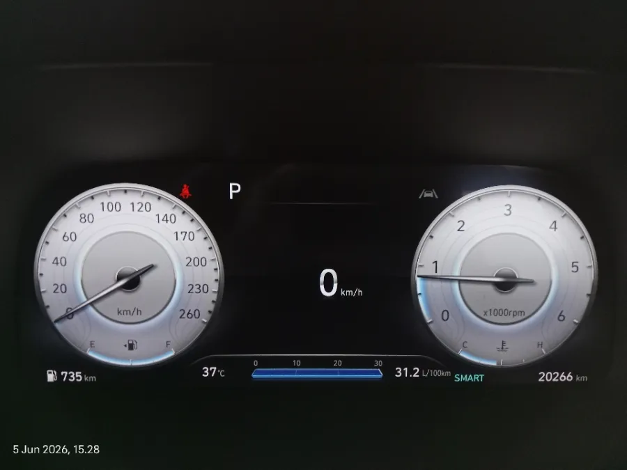 Foto Mobil Bekas Odometer Hyundai Palisade 2.2 tahun 2024