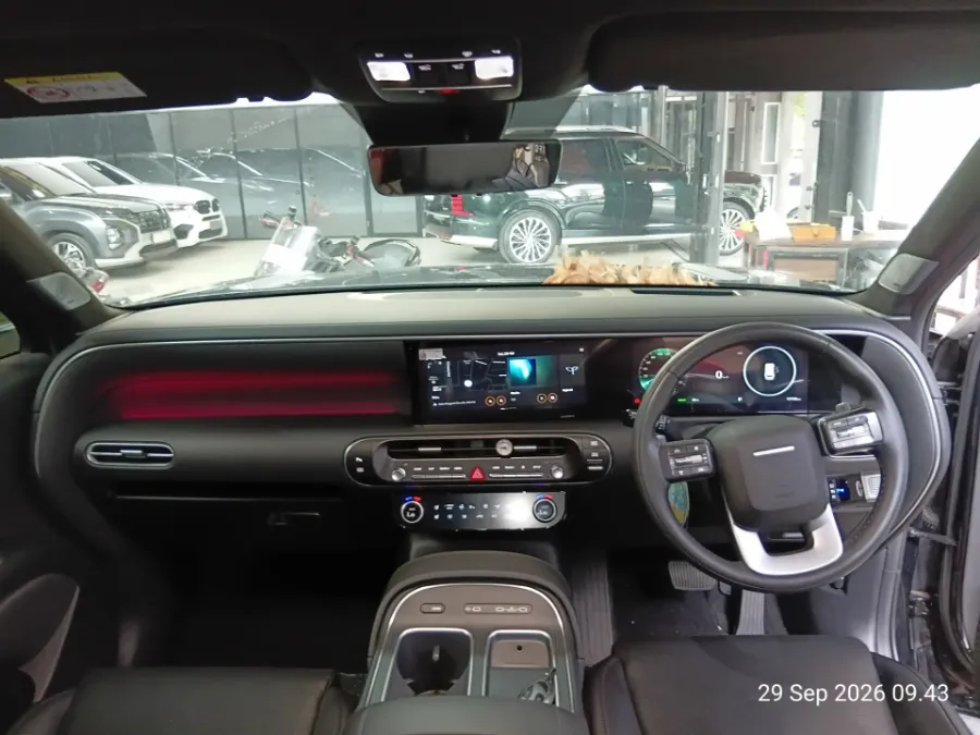 Foto Mobil Bekas Dashboard Hyundai Palisade Hybrid 2.5 Calligraphy tahun 2025