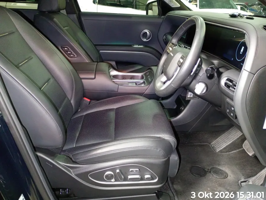 Foto Mobil Bekas Kabin Depan Hyundai Palisade Hybrid 2.5 Calligraphy tahun 2025