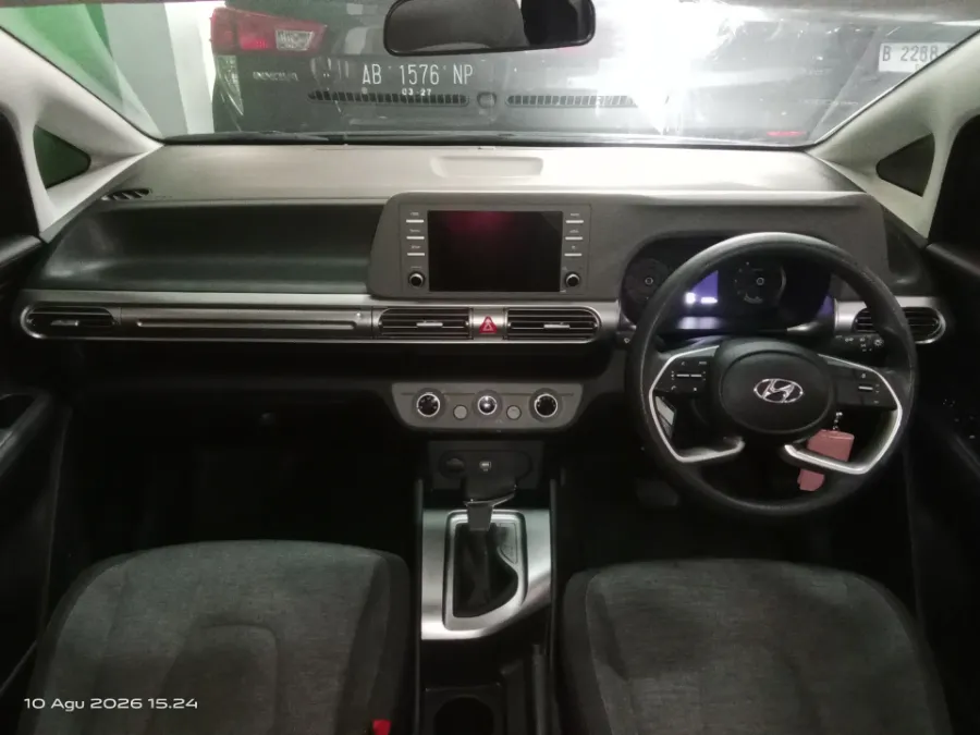 Foto Mobil Bekas Dashboard Hyundai Stargazer 1.5 Active tahun 2022