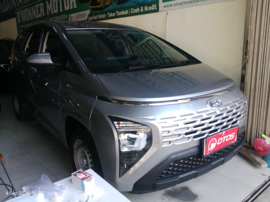 Foto Mobil Bekas Kanan Depan Hyundai Stargazer 1.5 Active tahun 2023