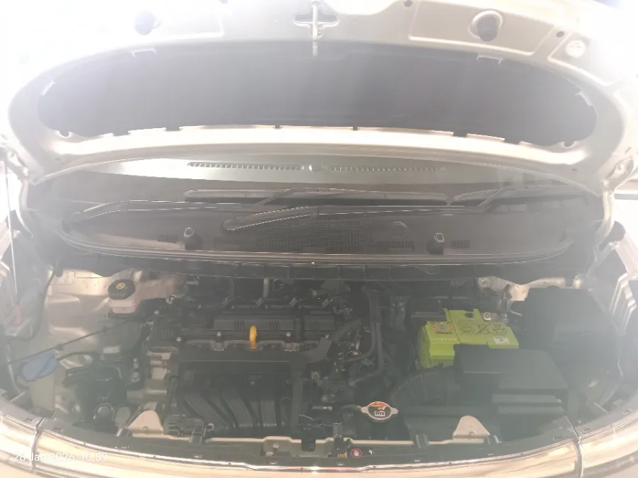 Foto Mobil Bekas Mesin Hyundai Stargazer 1.5 Active tahun 2023