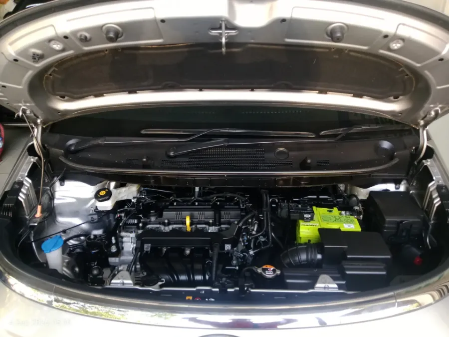 Foto Mobil Bekas Mesin Hyundai Stargazer 1.5 Active tahun 2023