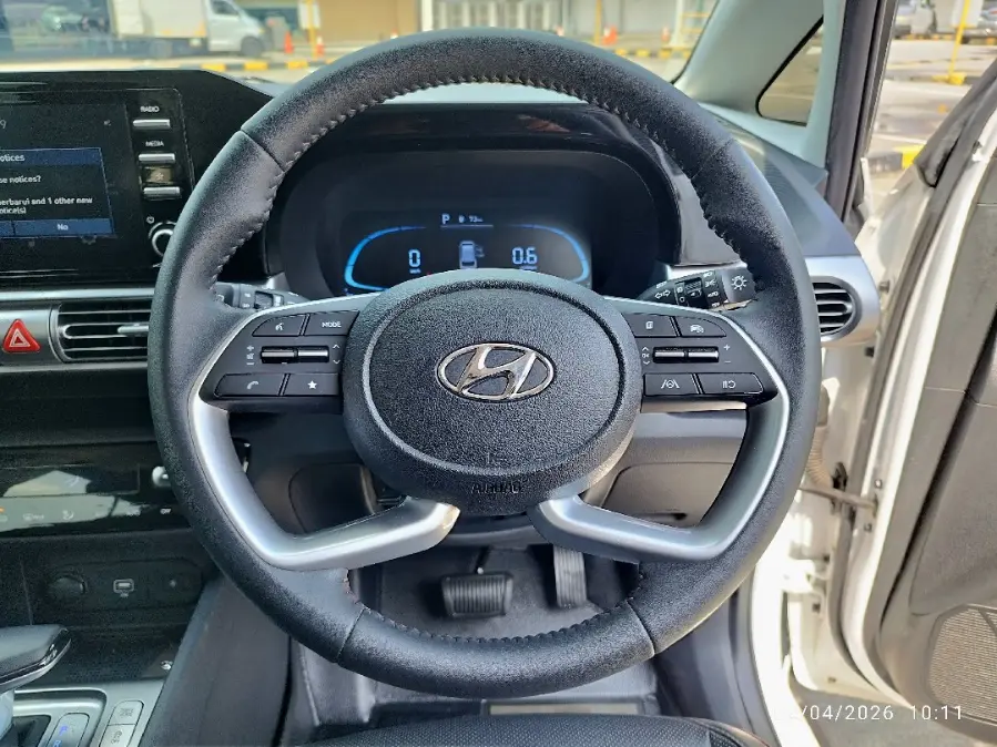 Foto Mobil Bekas Kiri Belakang Hyundai Stargazer 1.5 Essential Tech tahun 2023