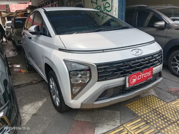 2025 Hyundai Stargazer 1.5 Essential Tech