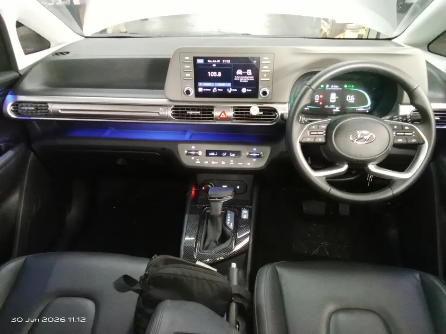 Foto Mobil Bekas Dashboard Hyundai Stargazer 1.5 Prime tahun 2022