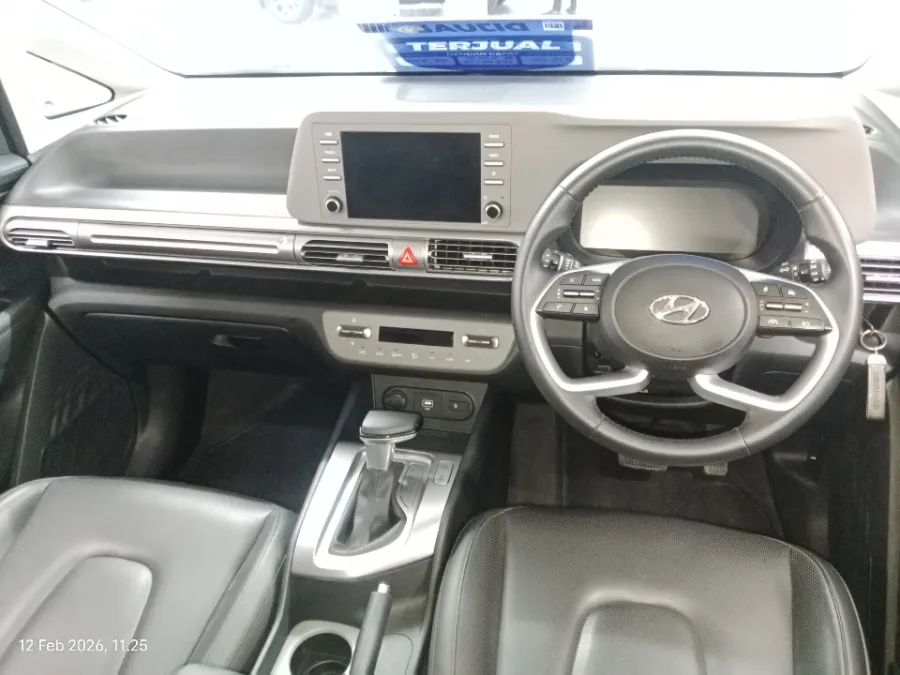 Foto Mobil Bekas Dashboard Hyundai Stargazer 1.5 Prime tahun 2022