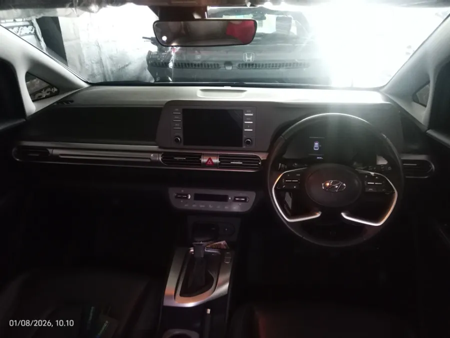 Foto Mobil Bekas Dashboard Hyundai Stargazer 1.5 Prime tahun 2022