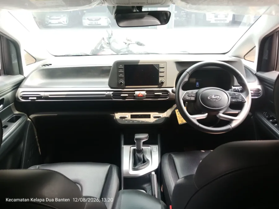 Foto Mobil Bekas Dashboard Hyundai Stargazer 1.5 Prime tahun 2022