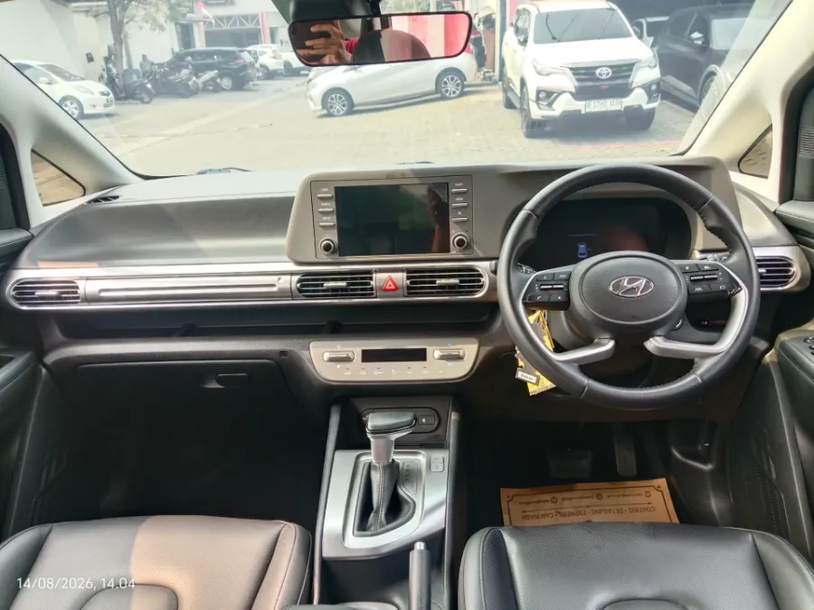 Foto Mobil Bekas Dashboard Hyundai Stargazer 1.5 Prime tahun 2022