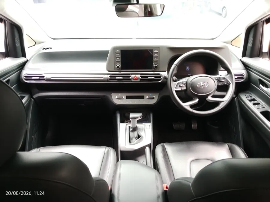 Foto Mobil Bekas Dashboard Hyundai Stargazer 1.5 Prime tahun 2022