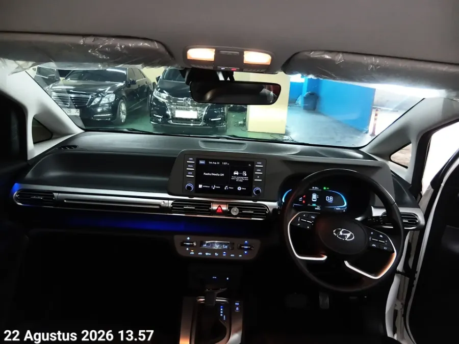 Foto Mobil Bekas Dashboard Hyundai Stargazer 1.5 Prime tahun 2022