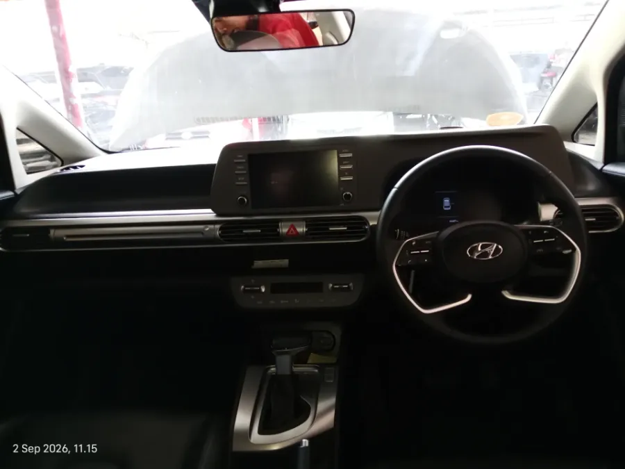 Foto Mobil Bekas Dashboard Hyundai Stargazer 1.5 Prime tahun 2022