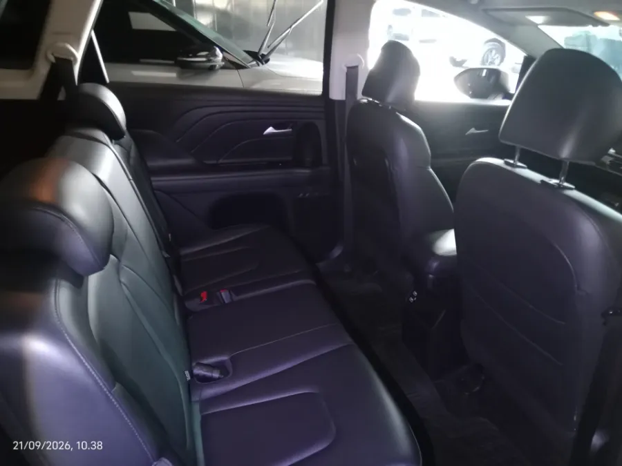 Foto Mobil Bekas Kabin Belakang Hyundai Stargazer 1.5 Prime tahun 2022