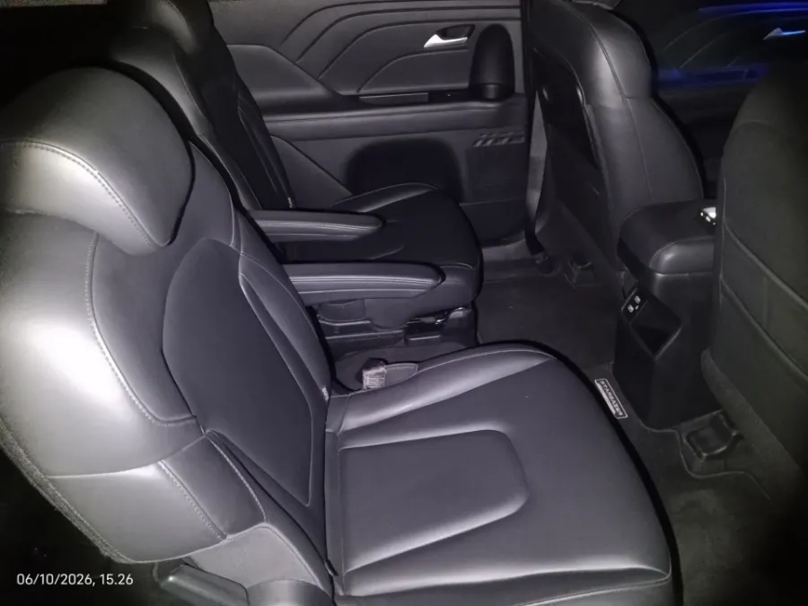 Foto Mobil Bekas Kabin Belakang Hyundai Stargazer 1.5 Prime tahun 2022