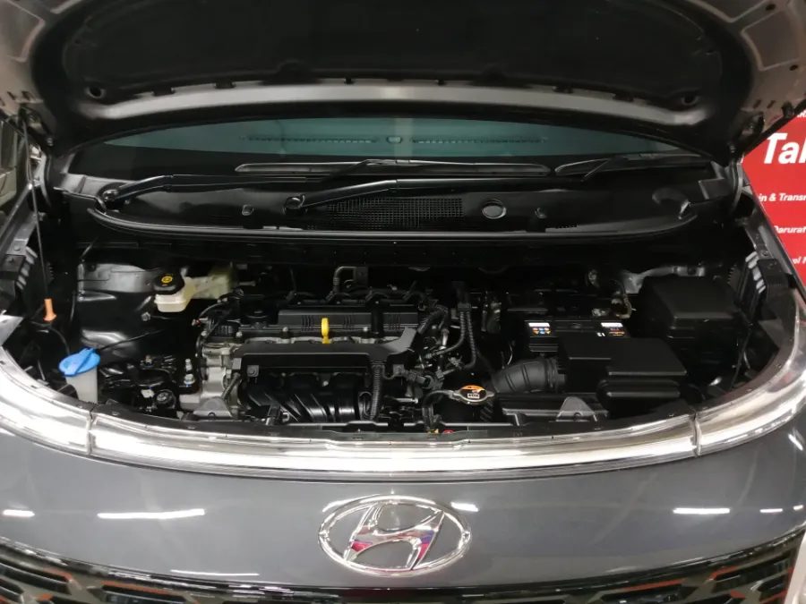 Foto Mobil Bekas Mesin Hyundai Stargazer 1.5 Prime tahun 2022