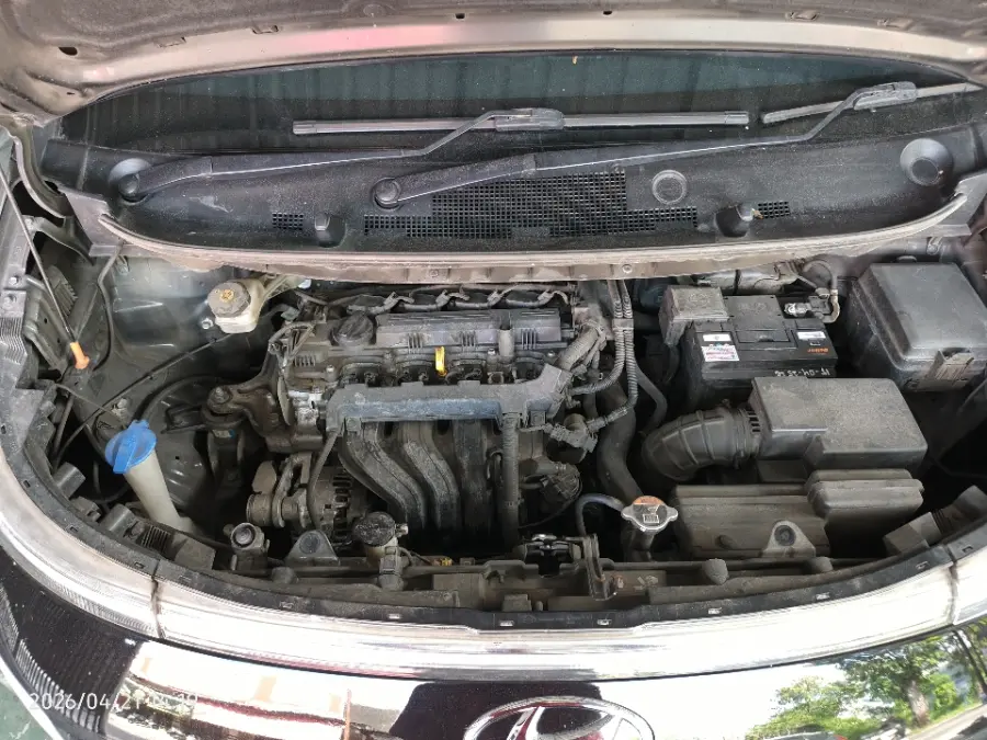 Foto Mobil Bekas Mesin Hyundai Stargazer 1.5 Prime tahun 2022