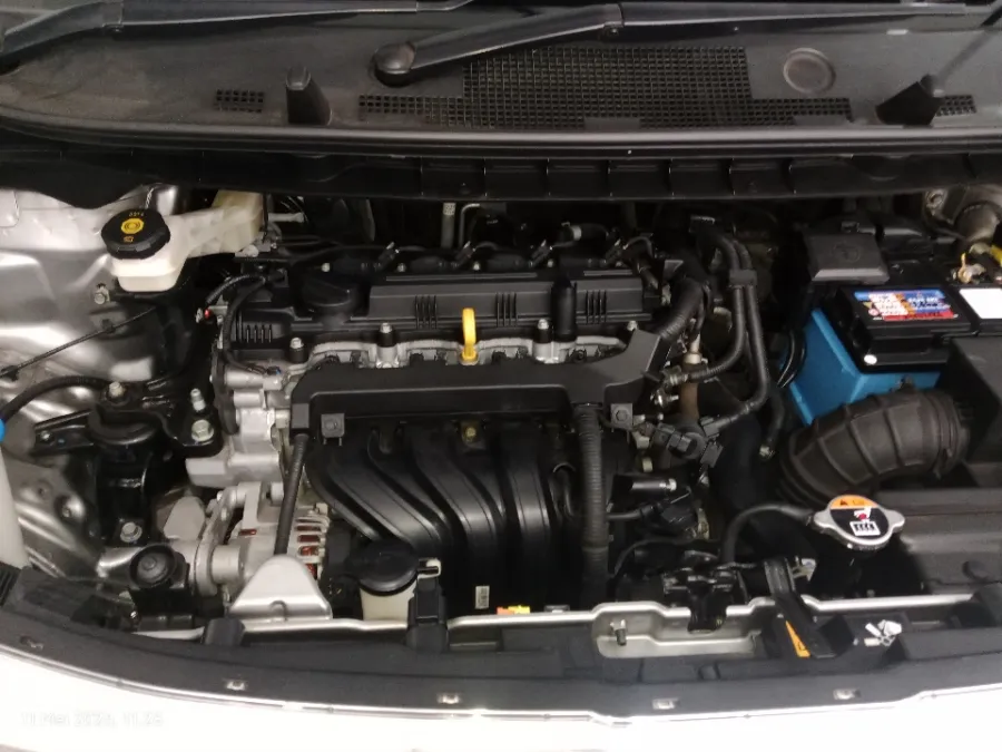 Foto Mobil Bekas Mesin Hyundai Stargazer 1.5 Prime tahun 2022