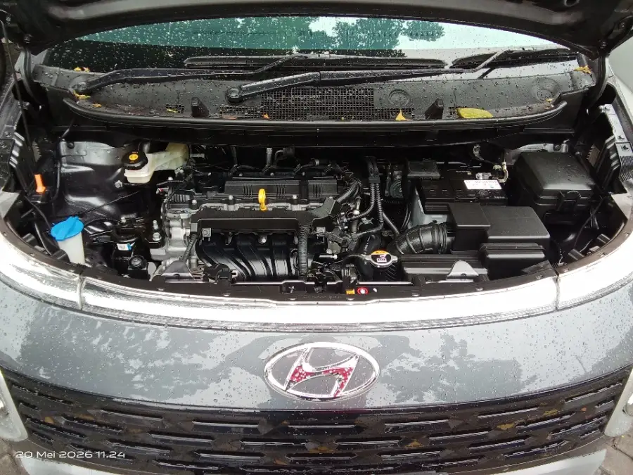 Foto Mobil Bekas Mesin Hyundai Stargazer 1.5 Prime tahun 2022
