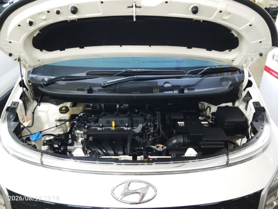 Foto Mobil Bekas Mesin Hyundai Stargazer 1.5 Prime tahun 2022