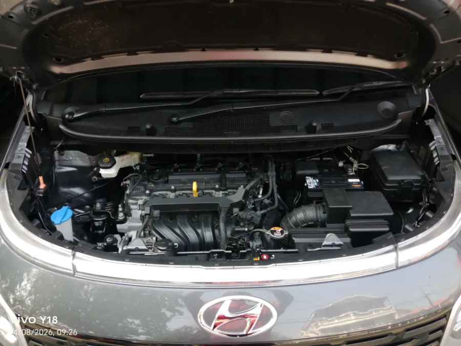 Foto Mobil Bekas Mesin Hyundai Stargazer 1.5 Prime tahun 2022