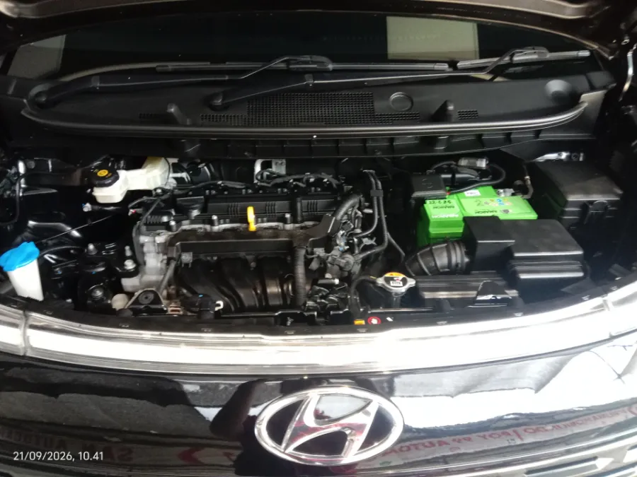 Foto Mobil Bekas Mesin Hyundai Stargazer 1.5 Prime tahun 2022