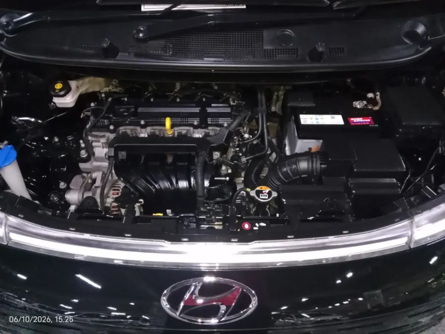 Foto Mobil Bekas Mesin Hyundai Stargazer 1.5 Prime tahun 2022
