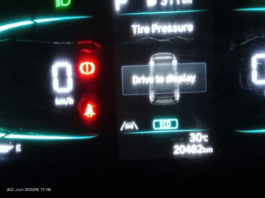 Foto Mobil Bekas Odometer Hyundai Stargazer 1.5 Prime tahun 2022