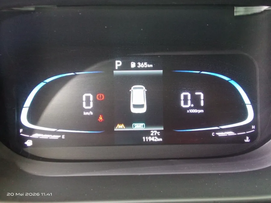 Foto Mobil Bekas Odometer Hyundai Stargazer 1.5 Prime tahun 2022