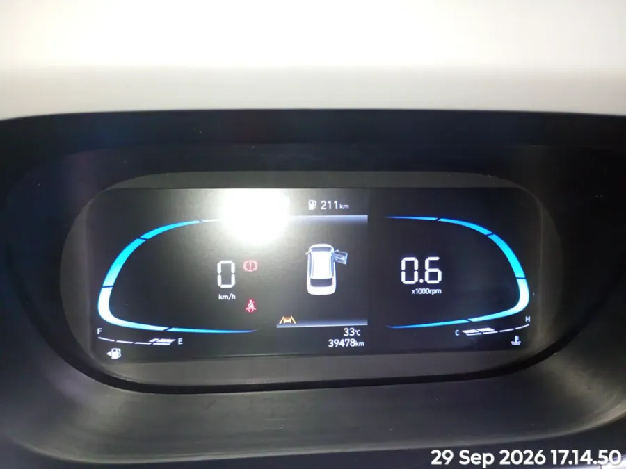 Foto Mobil Bekas Odometer Hyundai Stargazer 1.5 Prime tahun 2022