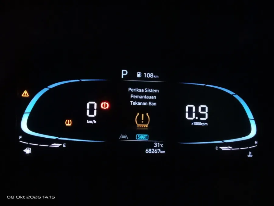 Foto Mobil Bekas Odometer Hyundai Stargazer 1.5 Prime tahun 2022
