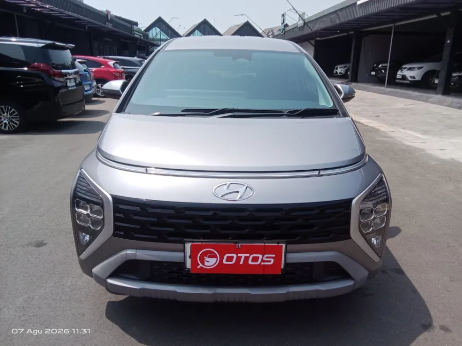 Foto Mobil Bekas Tampak Depan Hyundai Stargazer 1.5 Prime tahun 2022